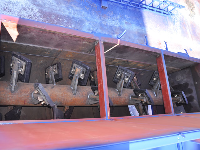 穩定土廠拌(bàn)設備部件