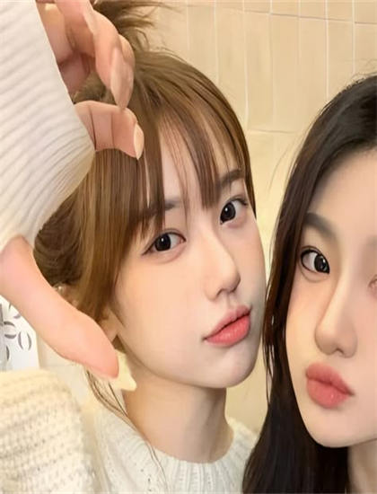 服装造型：《无可奈何花落去》的角色塑造与表演艺术——传统与现代的对话